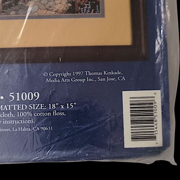 Thomas Kinkade Cross Stitch Kit The Light of Peace 51009 Candamar Lighthouse Vtg - Picture 4 of 16